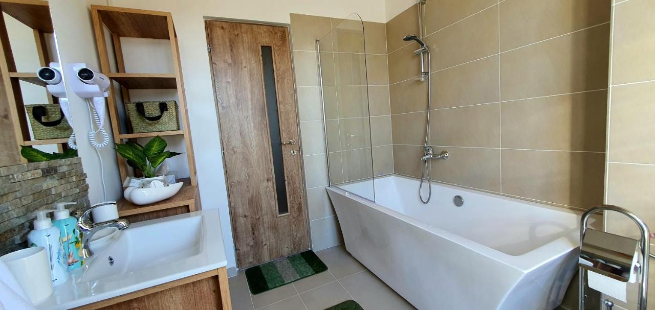 Târgu-Mureş Hoobee Home & Rooftop Terrace المظهر الخارجي الصورة